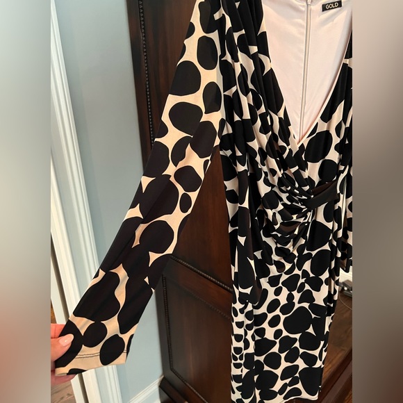 GOLD - Leopard Print Faux Wrap Dress - Picture 4 of 11